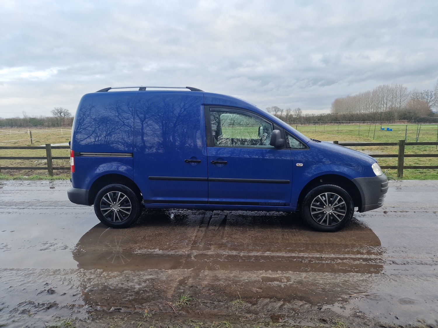 Used Volkswagen Caddy 2009 for sale - 77154602: Photo 3