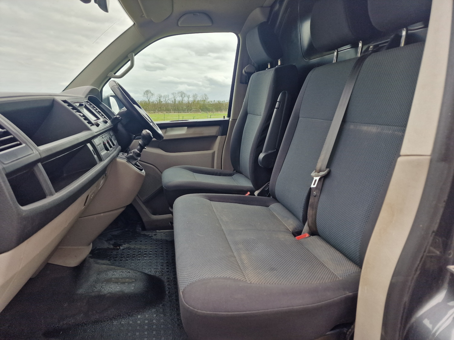 Used Volkswagen Transporter 2016 for sale - 78106018: Photo 15