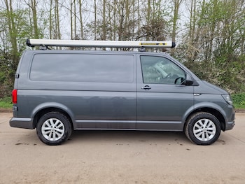 Used Volkswagen Transporter 2016 for sale - 78106018: Photo