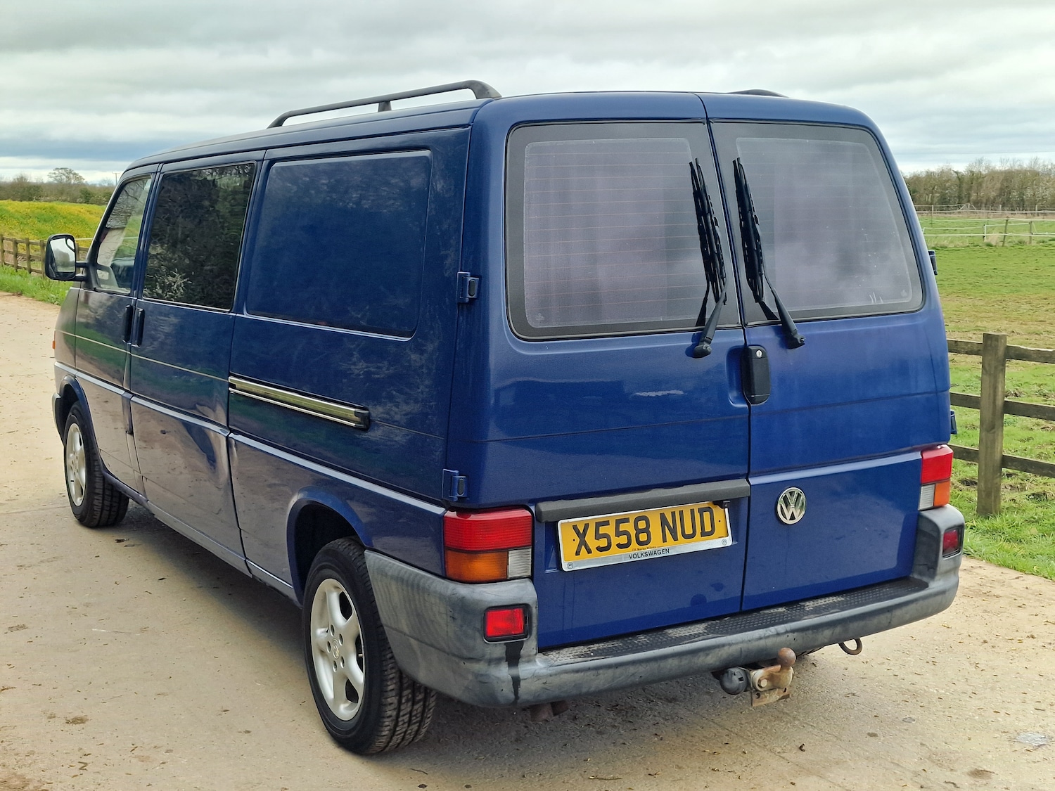 Used Volkswagen Transporter 2000 for sale - 78040215: Photo 8