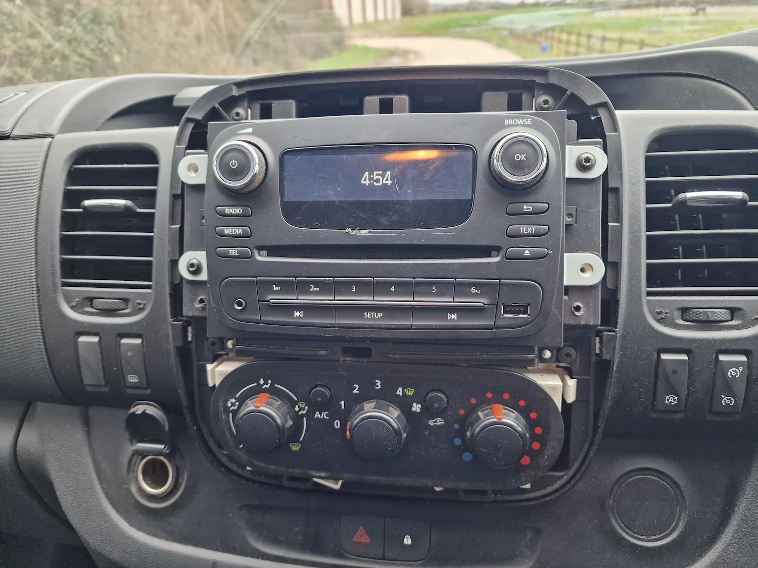 Used Vauxhall Vivaro 2016 for sale - 77592423: Photo 16