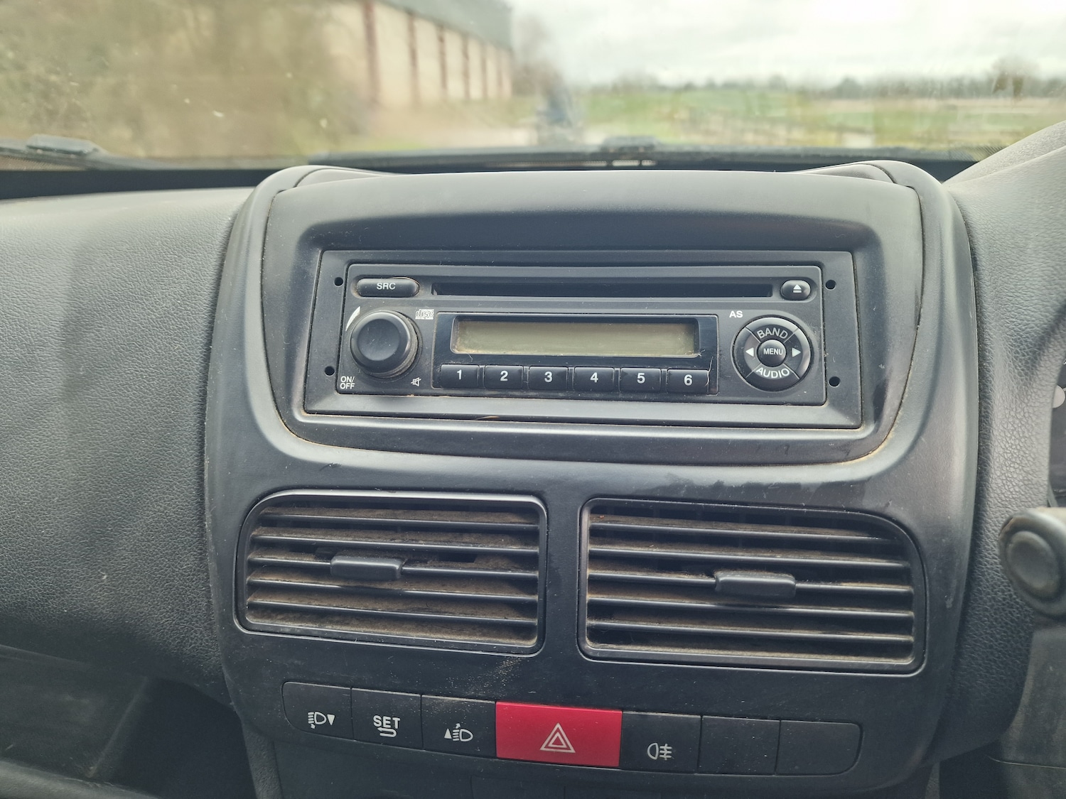 Used Vauxhall Combo 2016 for sale - 77631172: Photo 18