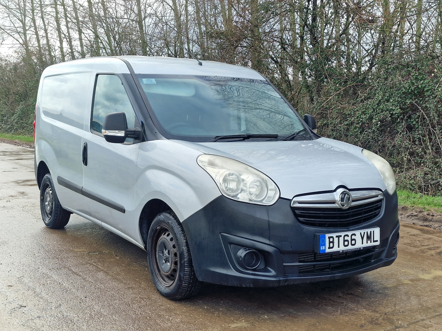Used Vauxhall Combo 2016 for sale - 77631172: Photo 2
