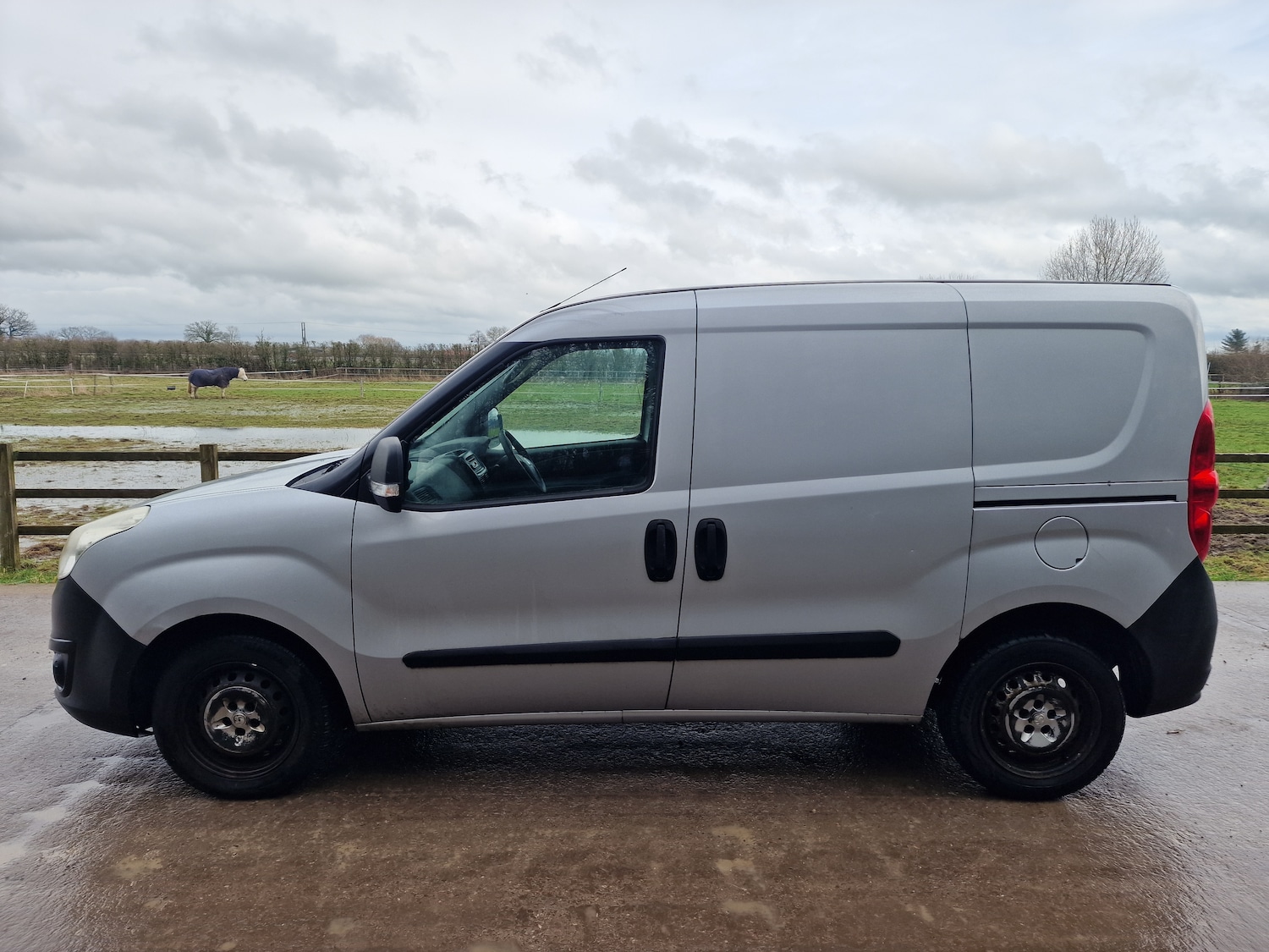 Used Vauxhall Combo 2016 for sale - 77631172: Photo 8