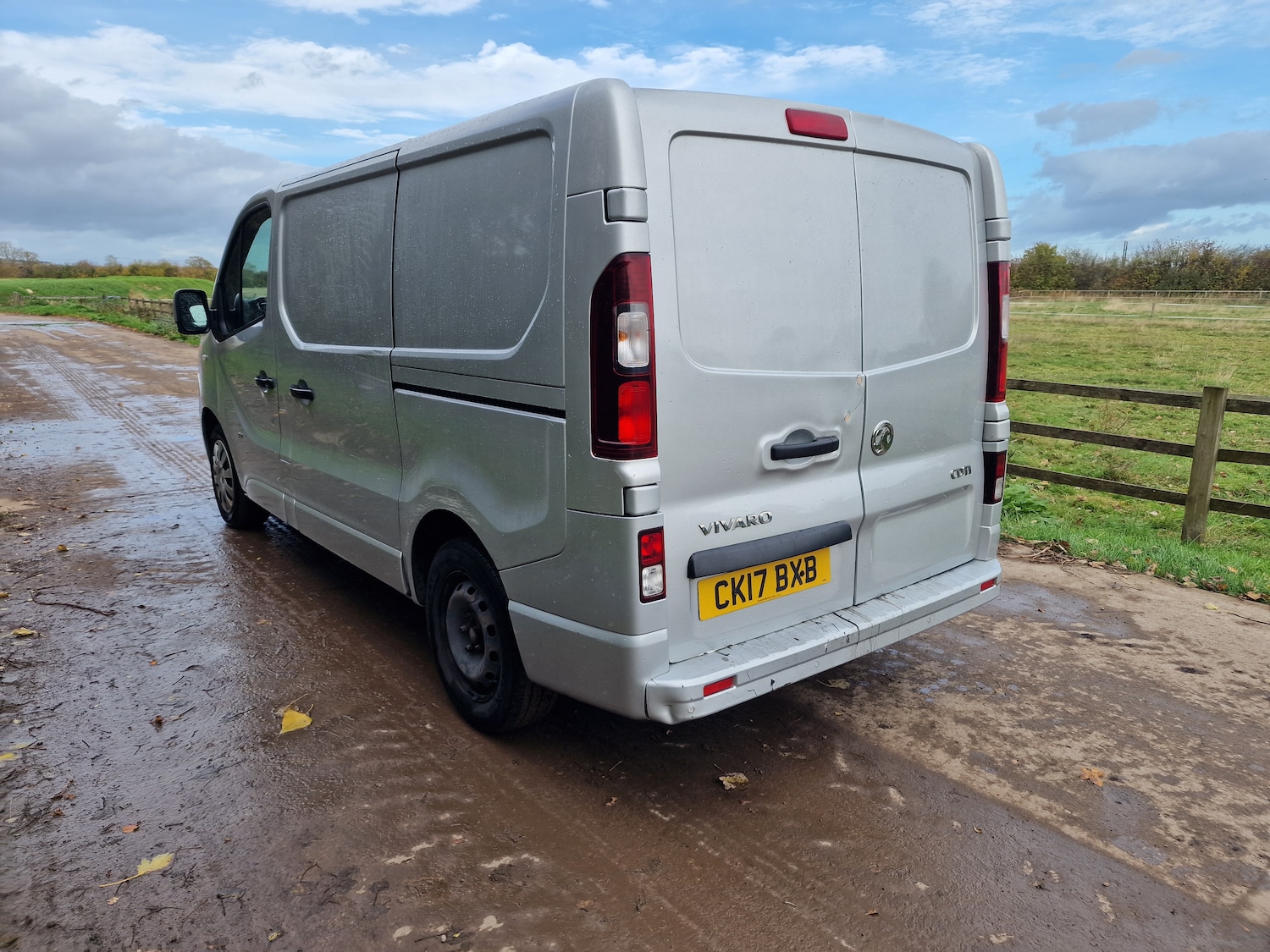 Used Vauxhall Vivaro 2017 for sale - 76415641: Photo 8