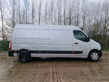 Used Renault Master 2017 for sale - 77301509: Photo