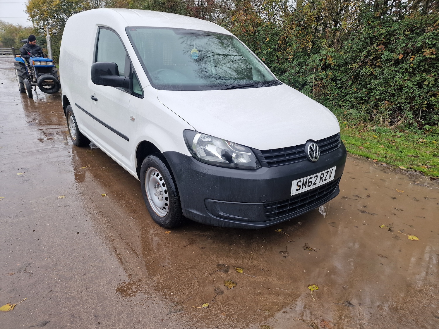 Used Volkswagen Caddy 2012 for sale - 76565121: Photo 2