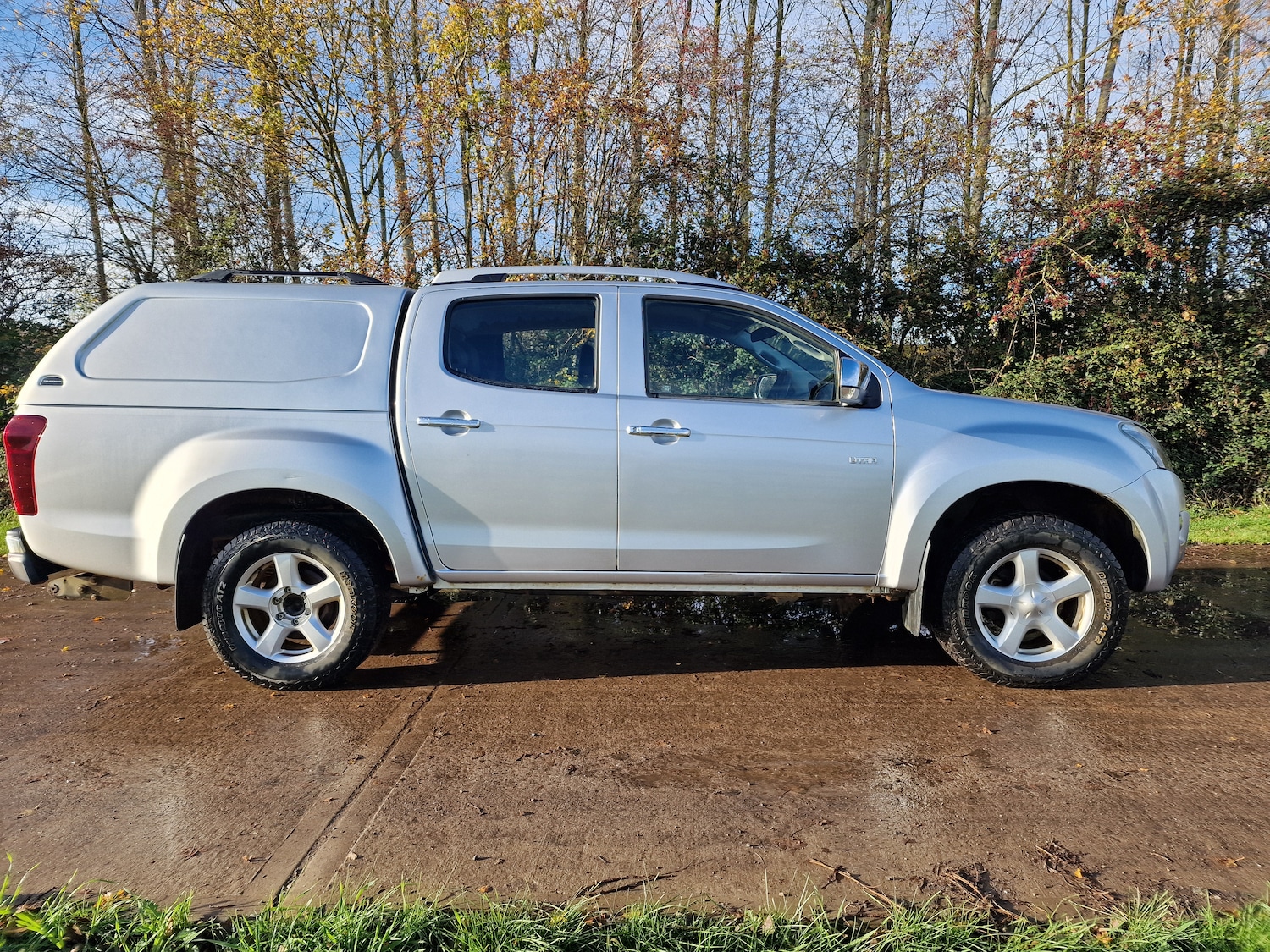 Used Isuzu D-Max 2017 for sale - 76482838: Photo 4