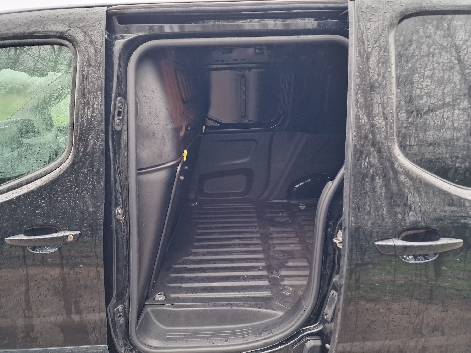 Used Peugeot Partner 2021 for sale - 76881992: Photo 14