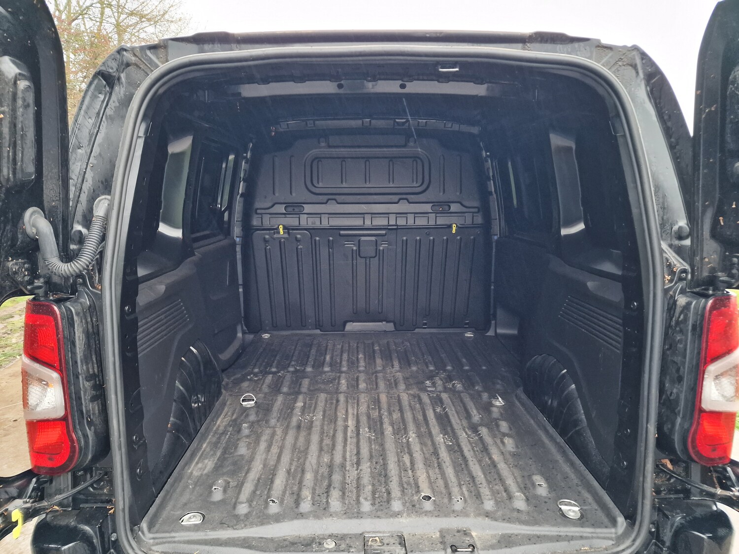 Used Peugeot Partner 2021 for sale - 76881992: Photo 17