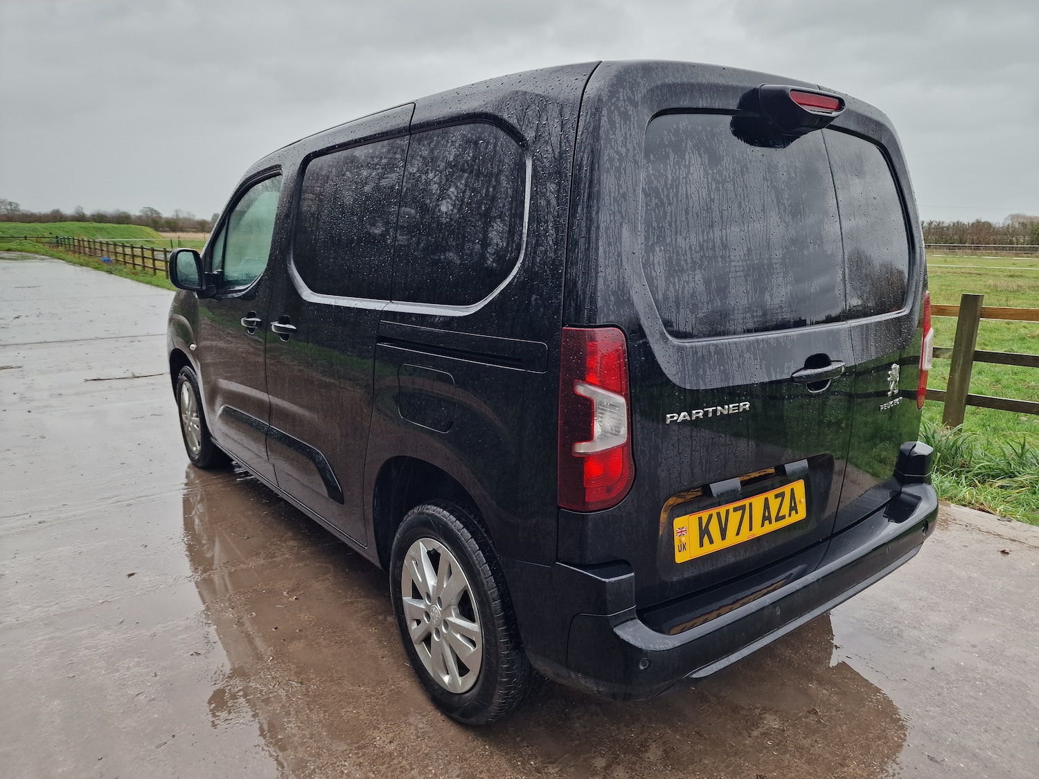 Used Peugeot Partner 2021 for sale - 76881992: Photo 6