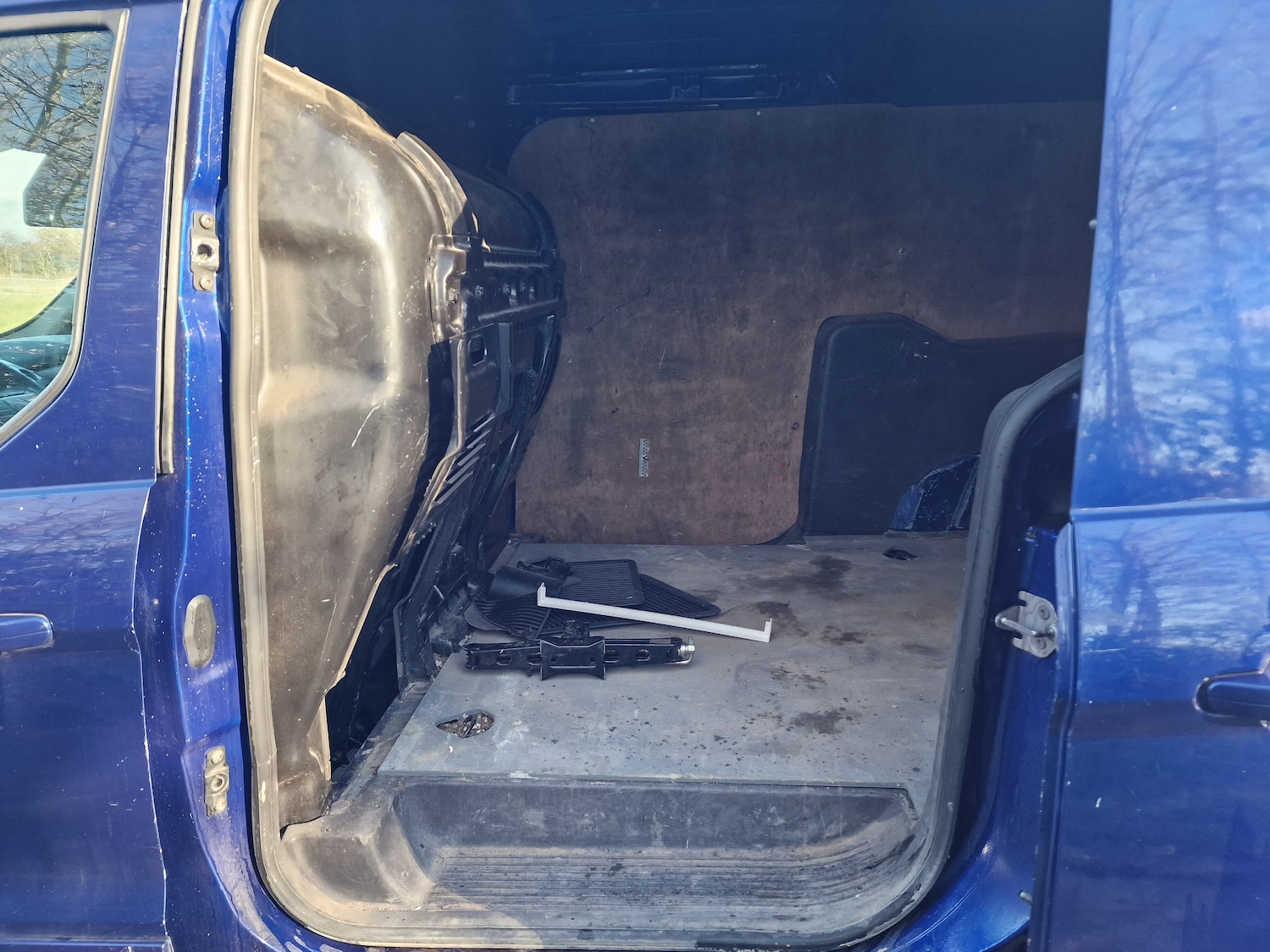 Used Ford Transit Connect 2014 for sale - 76627425: Photo 22