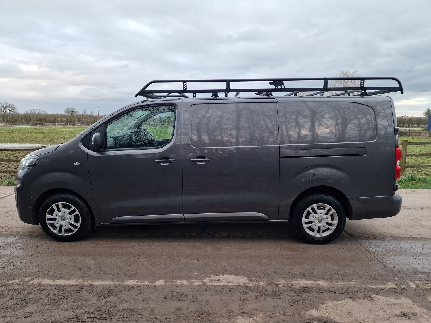 Used Vauxhall Vivaro 2020 for sale - 77675766: Photo 9