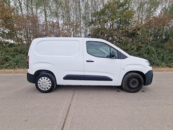 Used Citroen Berlingo 2022 for sale - 79556962: Photo