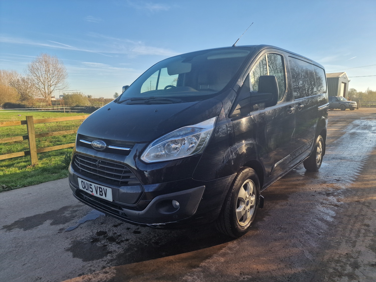Used Ford Transit Custom 2015 for sale - 76663132: Photo 2