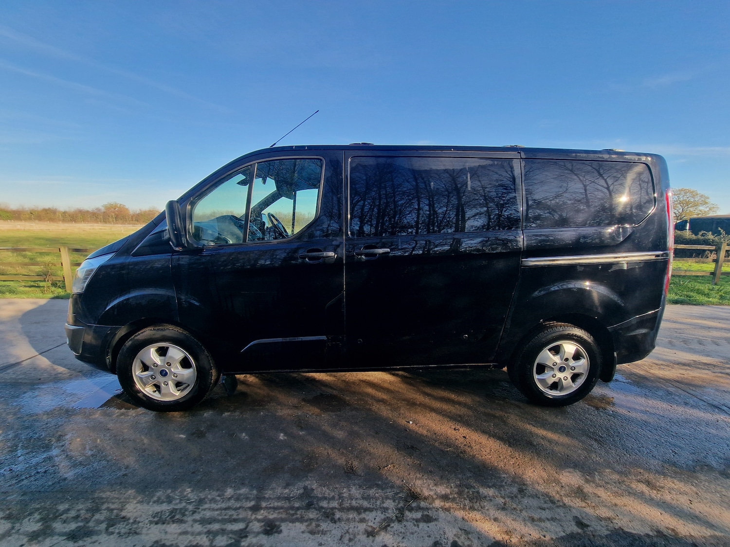 Used Ford Transit Custom 2015 for sale - 76663132: Photo 9