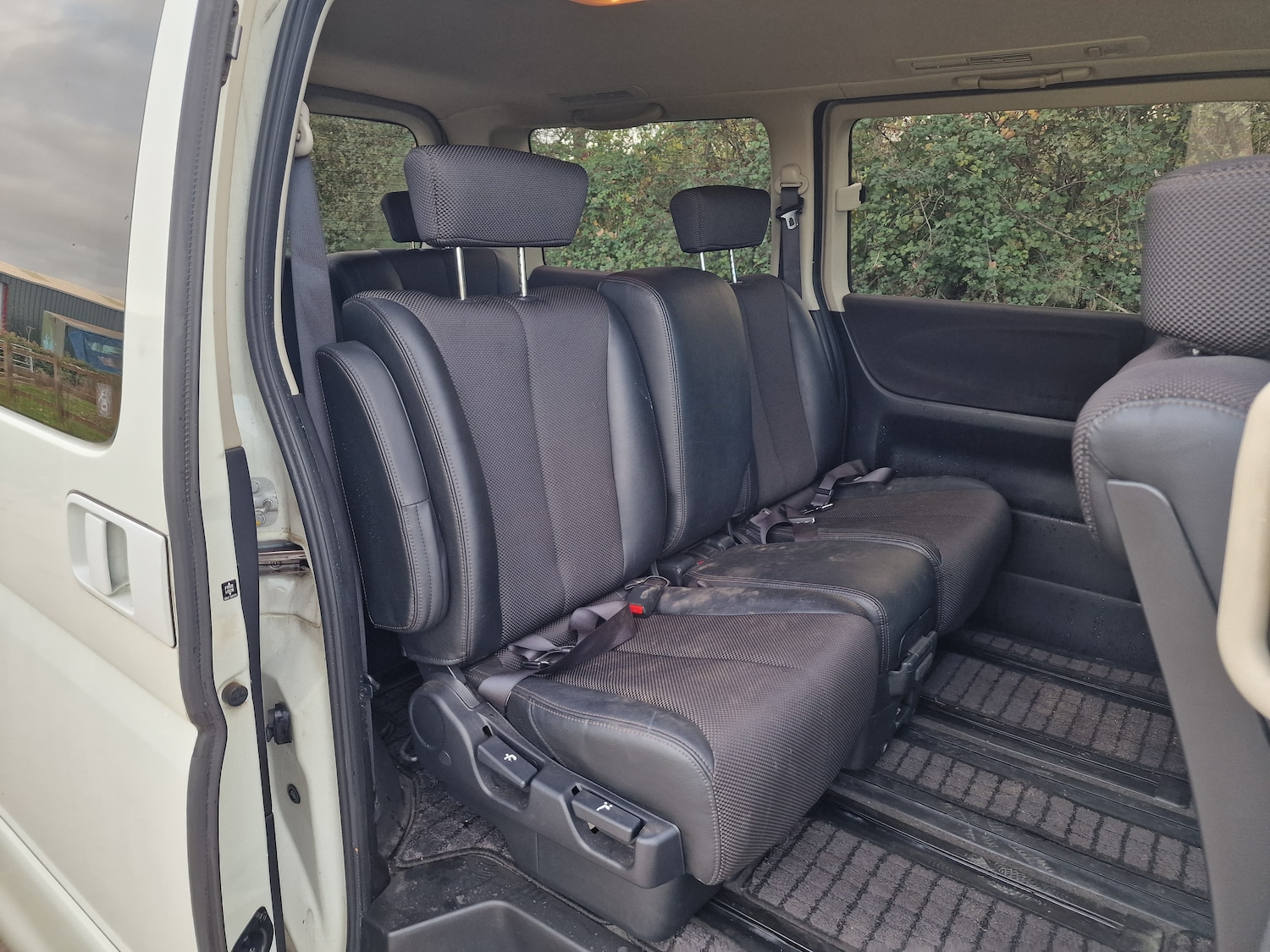 Used Nissan Elgrand 2021 for sale - 76694122: Photo 14