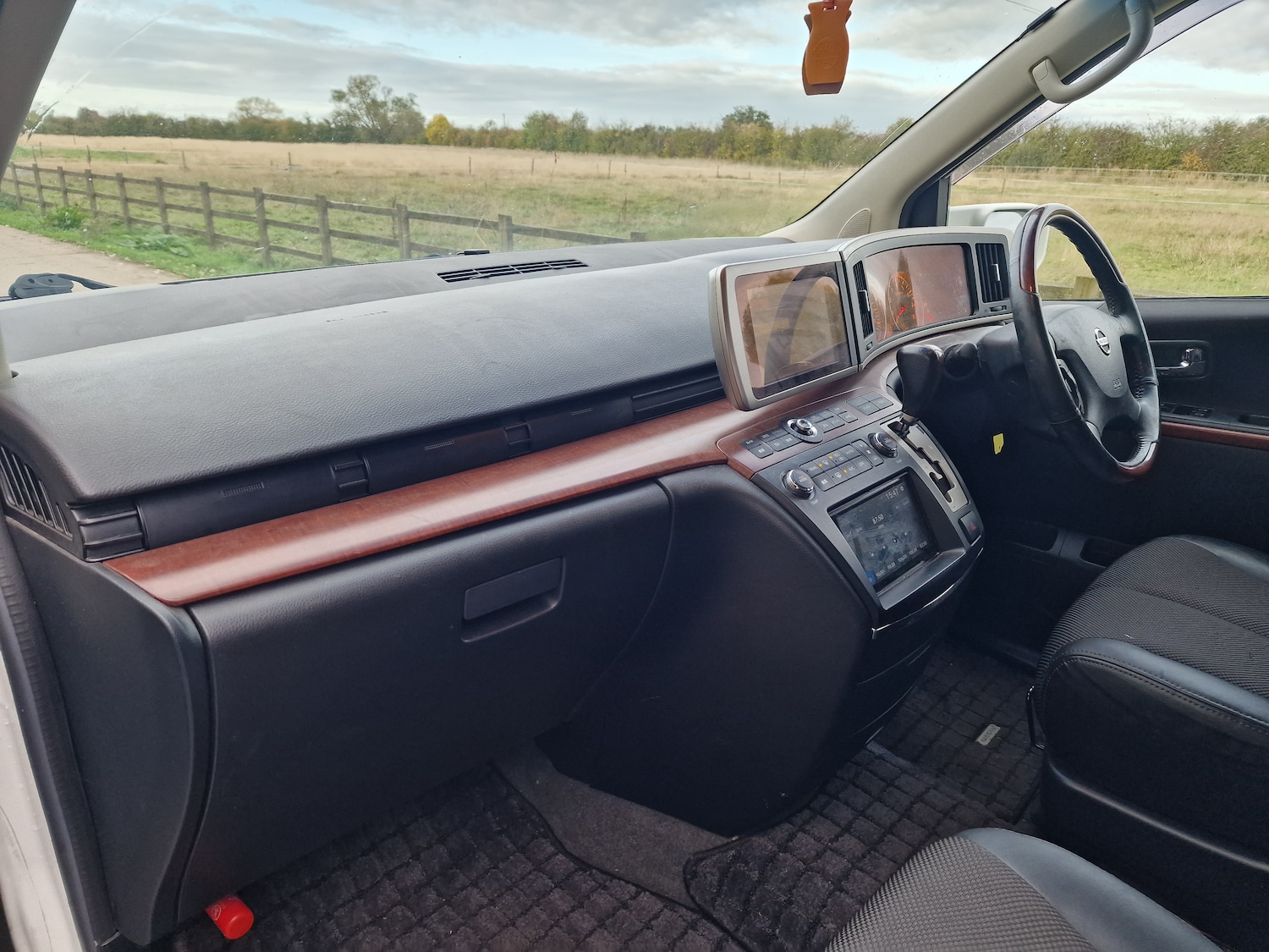 Used Nissan Elgrand 2021 for sale - 76694122: Photo 22