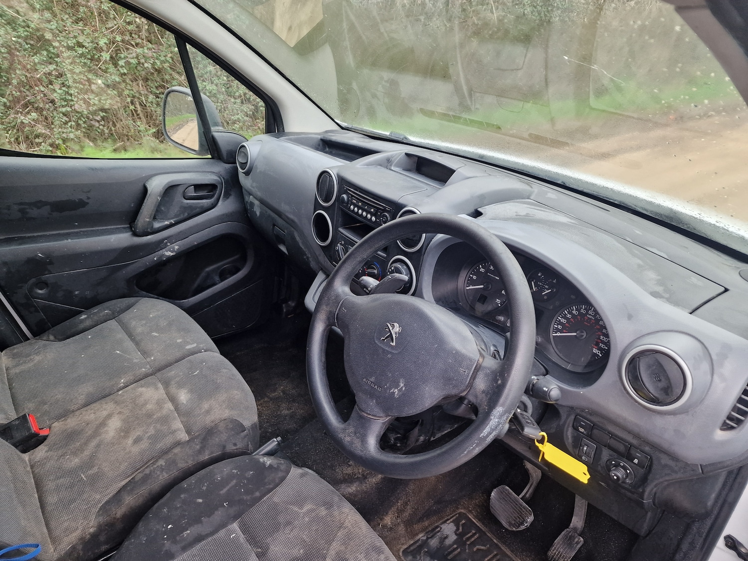 Used Peugeot Partner 2017 for sale - 77845444: Photo 16