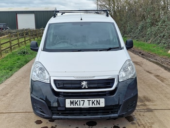 Used Peugeot Partner 2017 for sale - 77845444: Photo