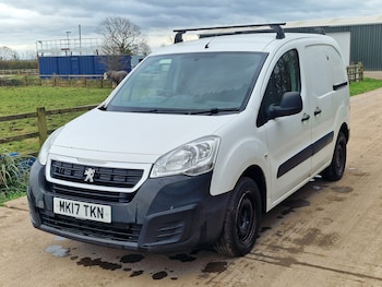 Used Peugeot Partner 2017 for sale - 77845444: Photo