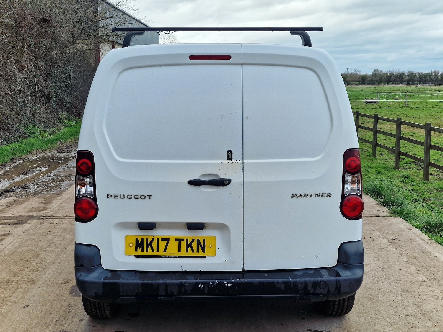 Used Peugeot Partner 2017 for sale - 77845444: Photo 6