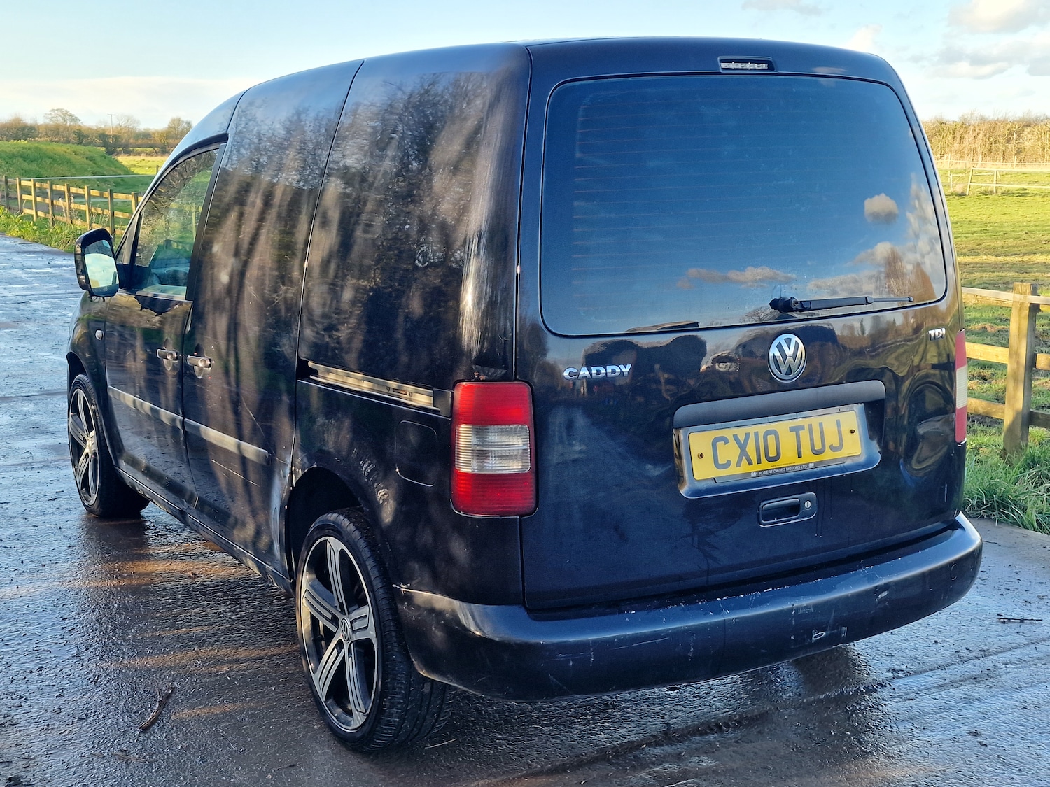 Used Volkswagen Caddy 2010 for sale - 78026055: Photo 8