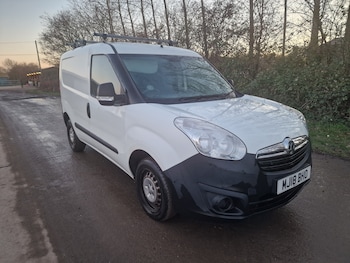Used Vauxhall Combo 2018 for sale - 76697276: Photo