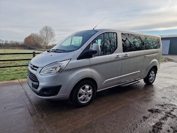 Used Ford Tourneo Custom 2016 for sale - 77210321: Photo