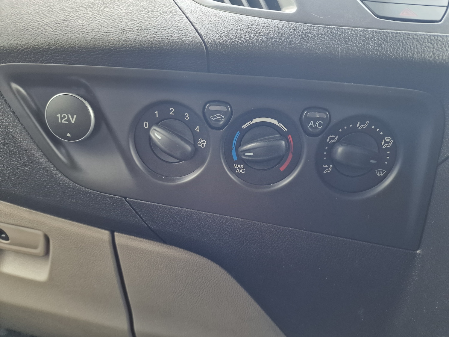 Used Ford Tourneo Custom 2016 for sale - 77210321: Photo 21