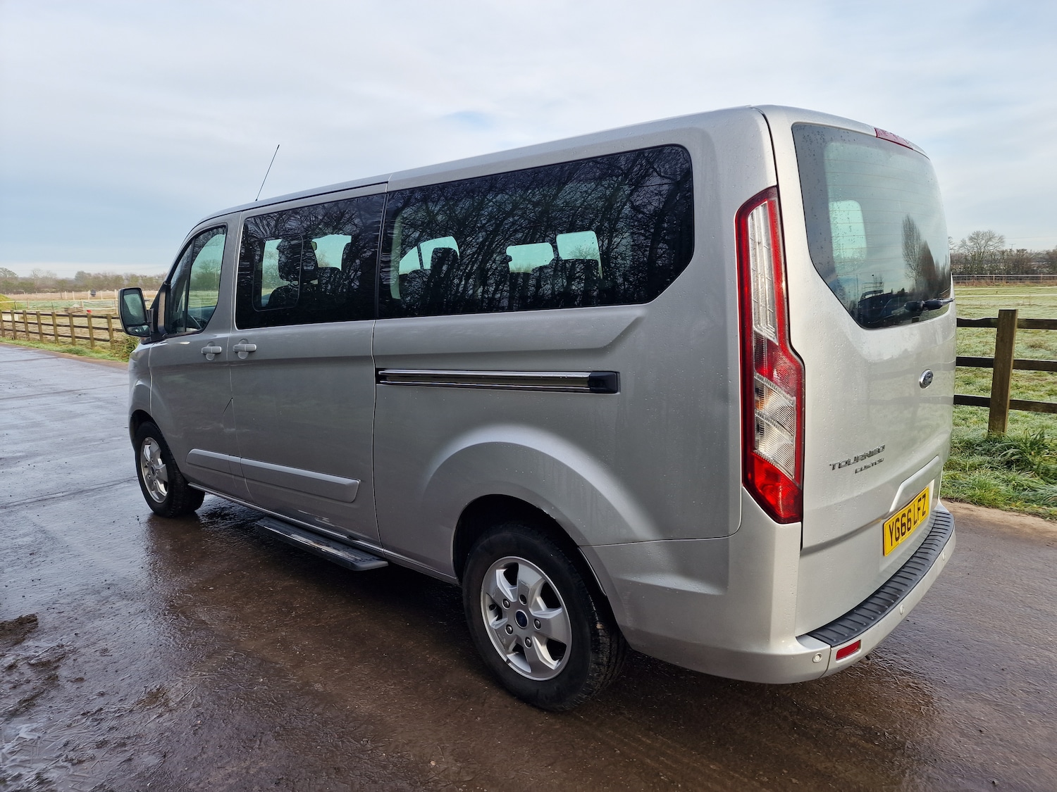 Used Ford Tourneo Custom 2016 for sale - 77210321: Photo 8