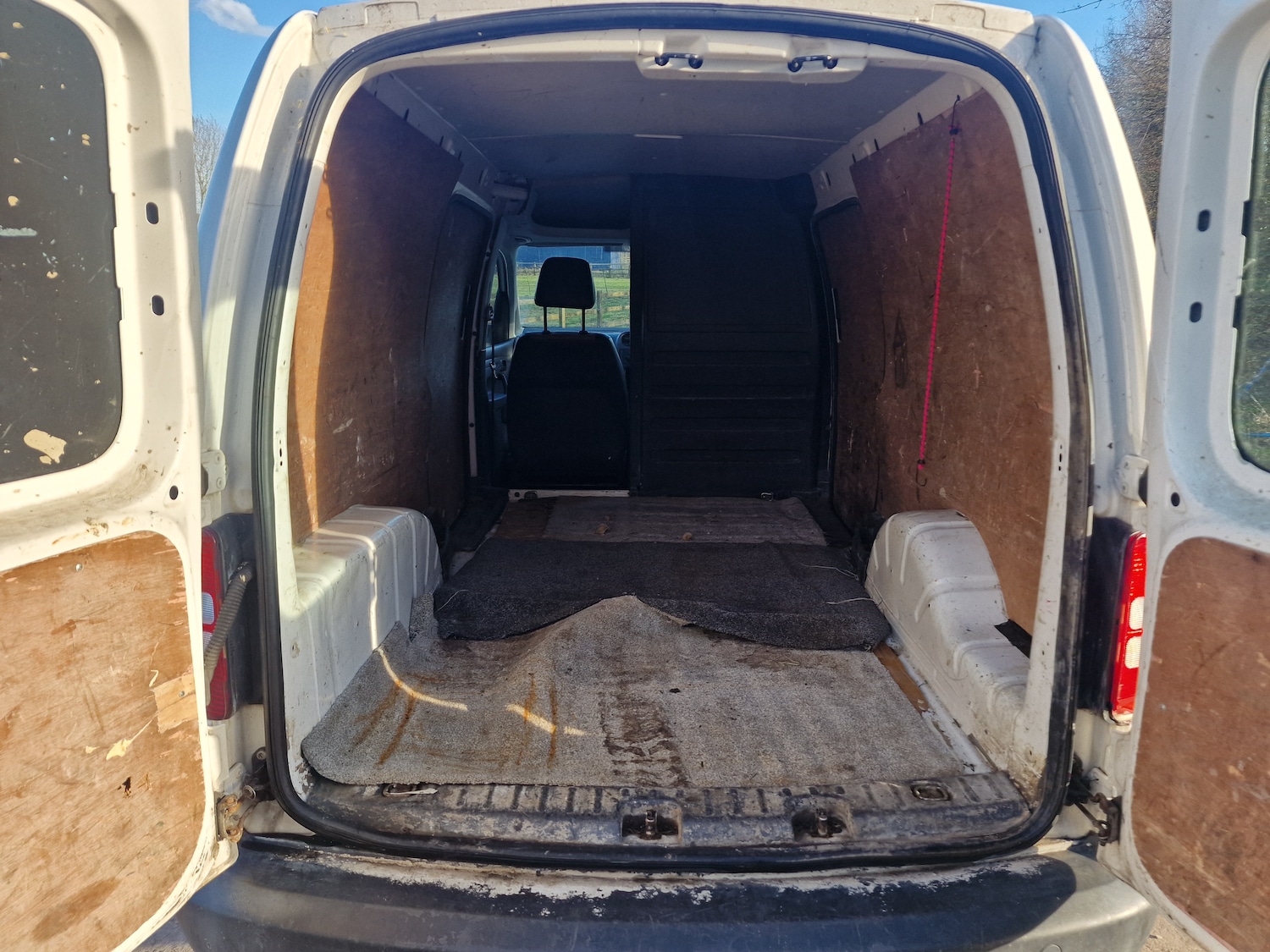 Used Volkswagen Caddy Maxi 2013 for sale - 77718955: Photo 9