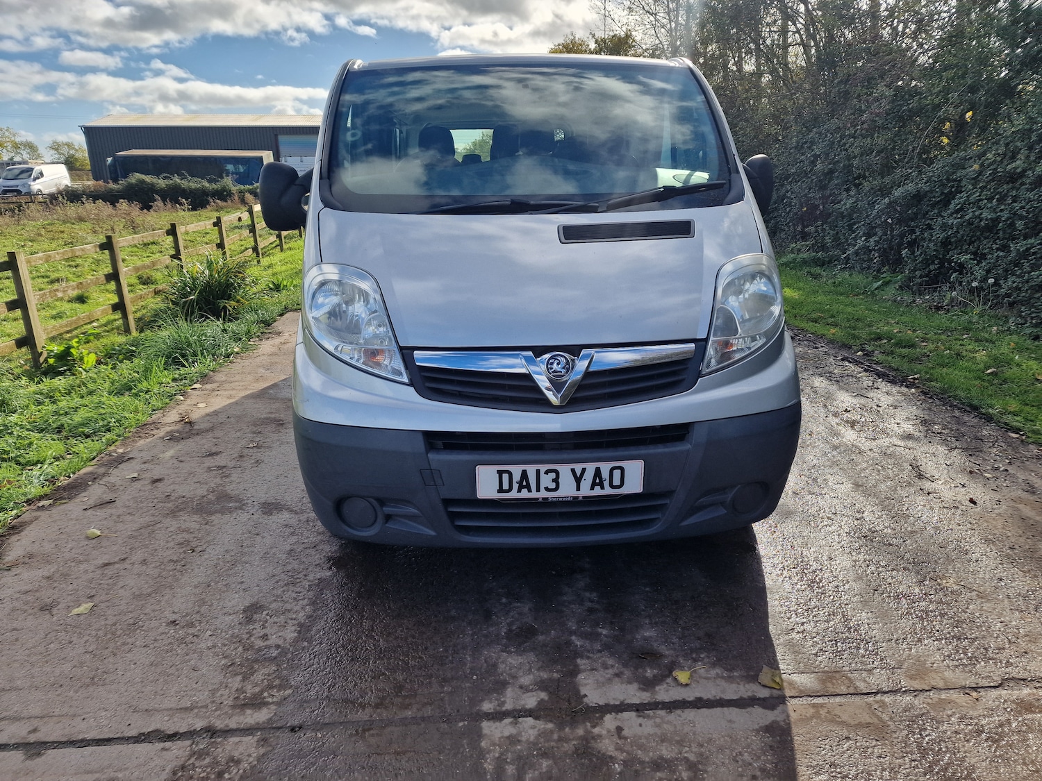 Used Vauxhall Vivaro 2013 for sale - 76366664: Photo 2