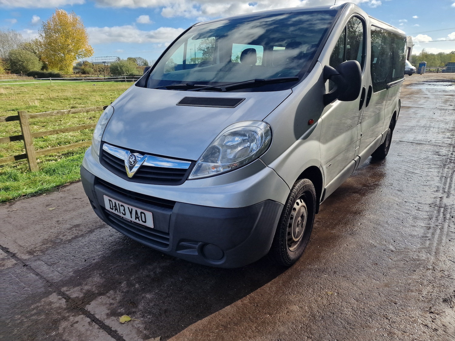 Used Vauxhall Vivaro 2013 for sale - 76366664: Photo 3