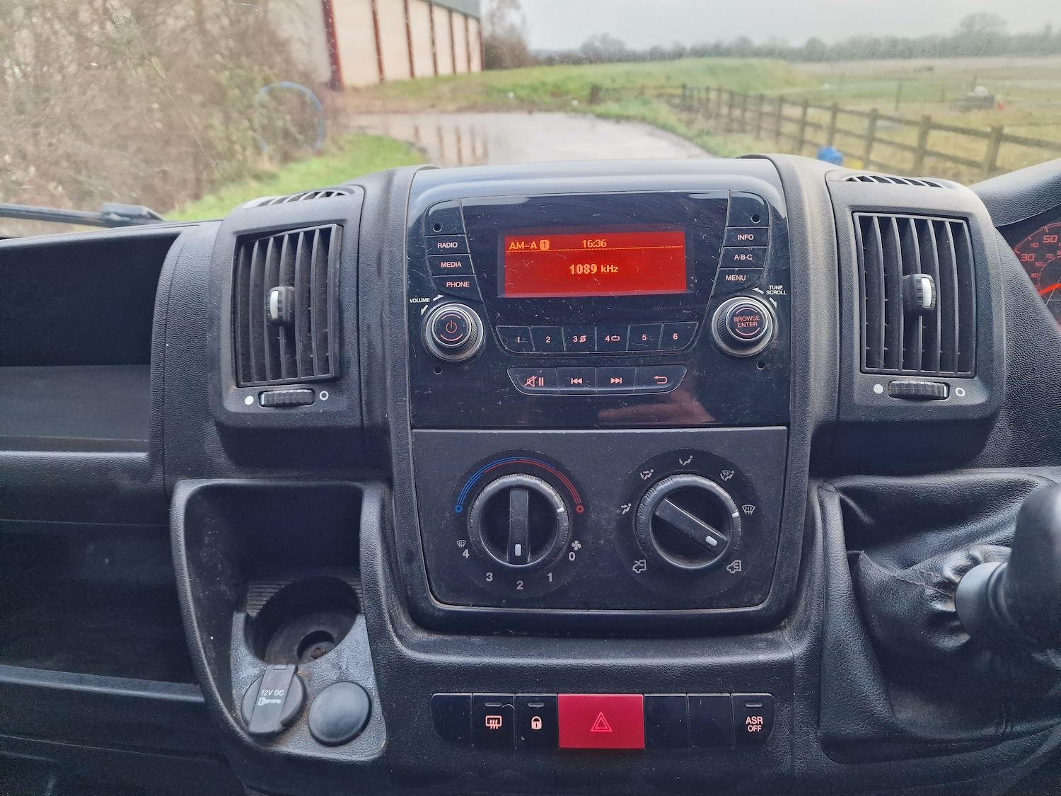 Used Peugeot Boxer 2017 for sale - 77289363: Photo 17