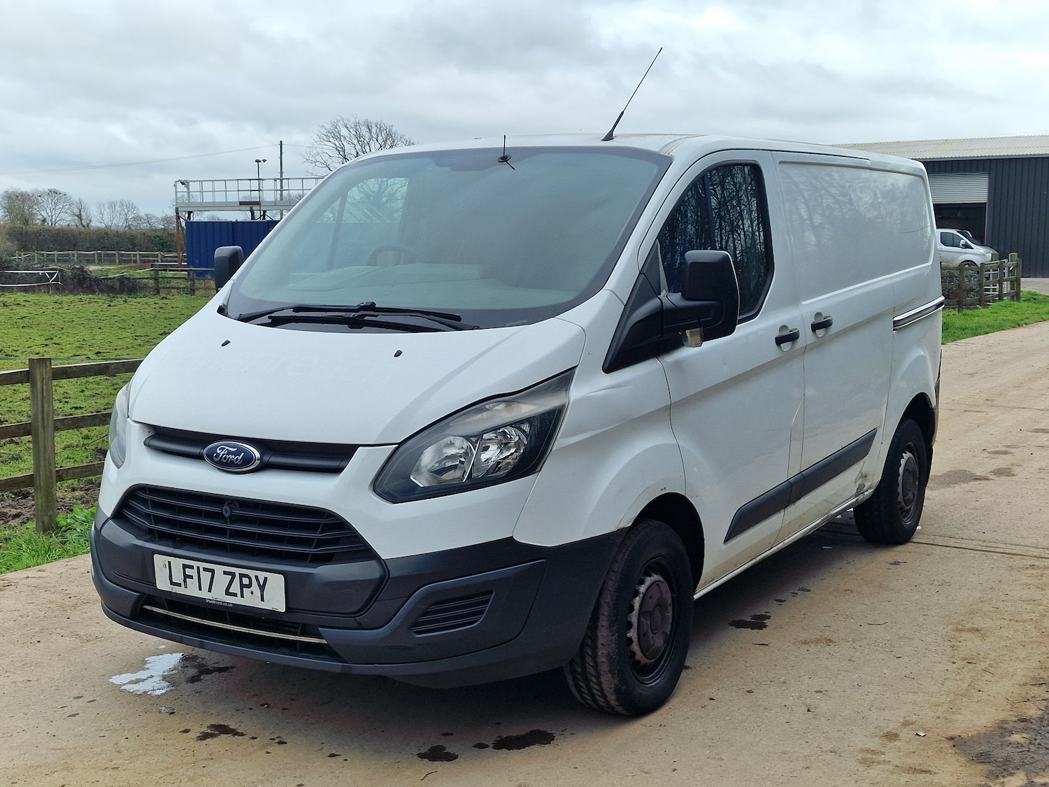 Used Ford Transit Custom 2017 for sale - 77872328: Photo 3