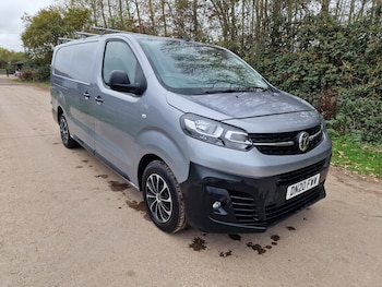 Vauxhall - Vivaro