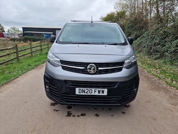 Used Vauxhall Vivaro 2020 for sale - 76287509: Photo 2