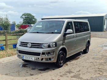 Used Volkswagen Transporter Shuttle 2010 for sale - 79739751: Photo
