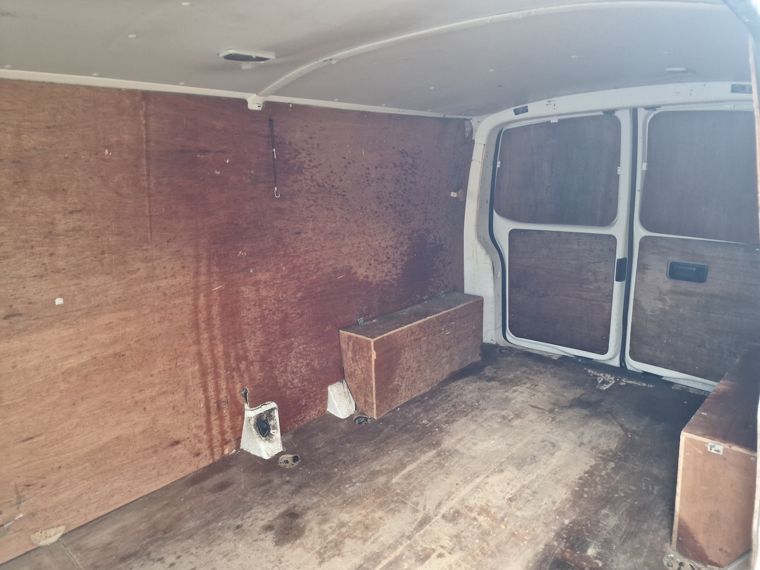 Used Volkswagen Transporter 2011 for sale - 77536162: Photo 17