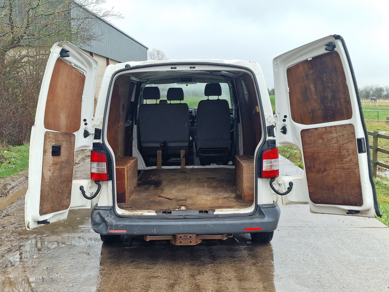 Used Volkswagen Transporter 2011 for sale - 77536162: Photo 7