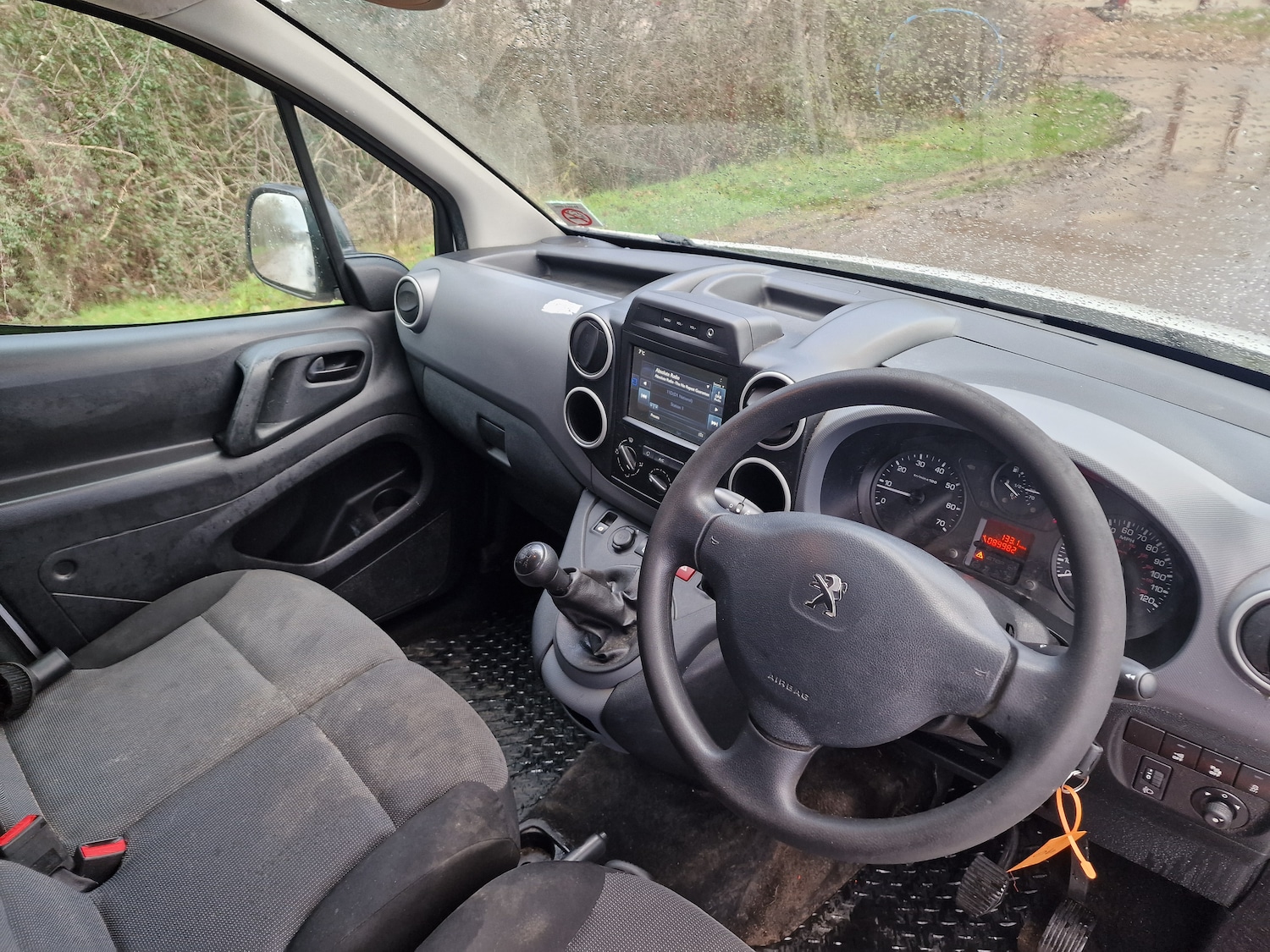 Used Peugeot Partner 2017 for sale - 77571173: Photo 17