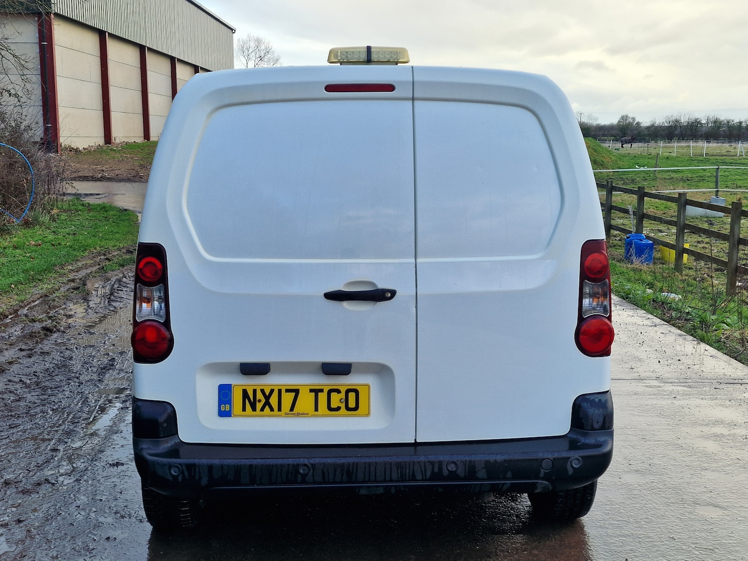 Used Peugeot Partner 2017 for sale - 77571173: Photo 6