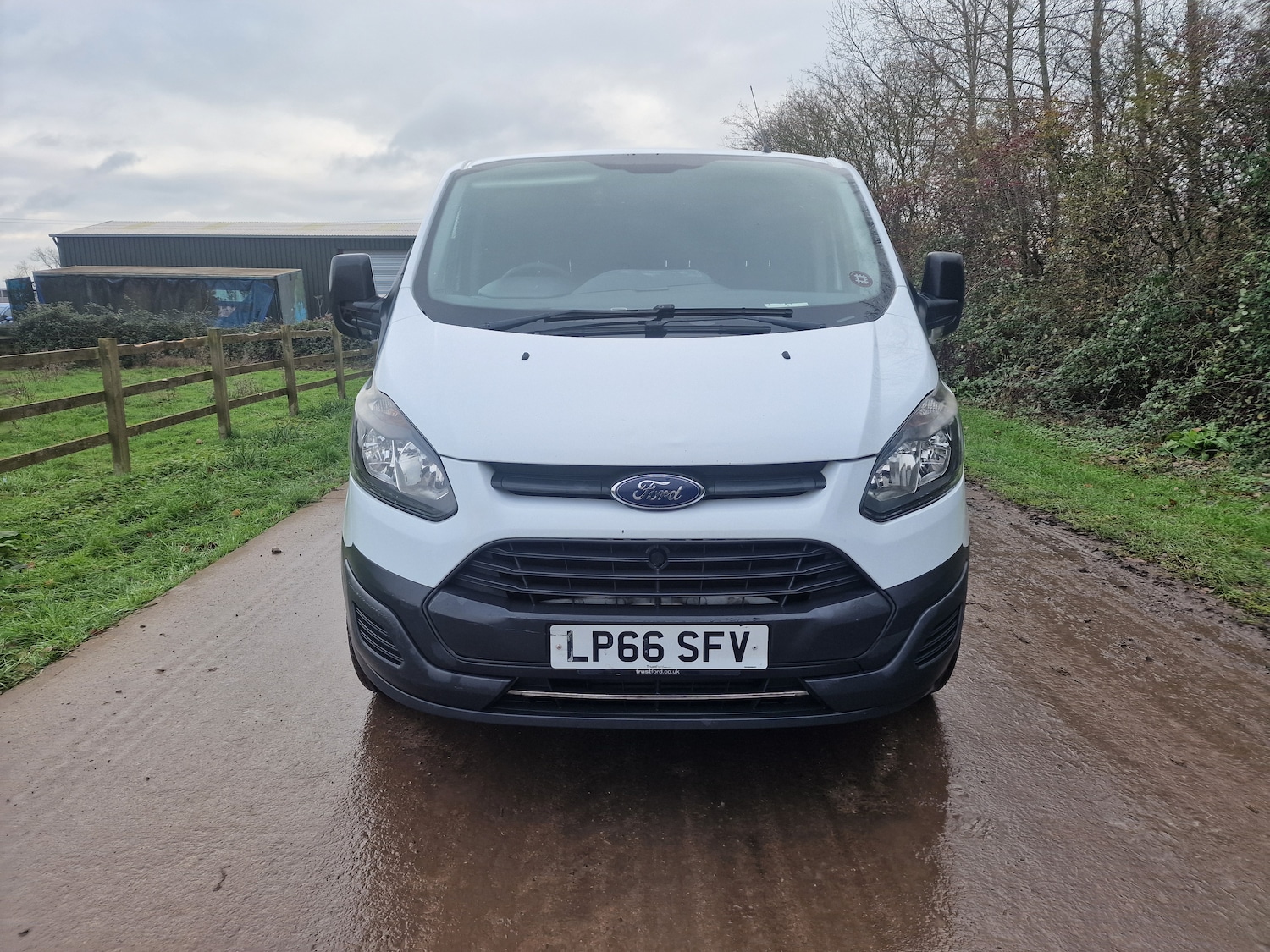 Used Ford Transit Custom 2017 for sale - 76692889: Photo 3
