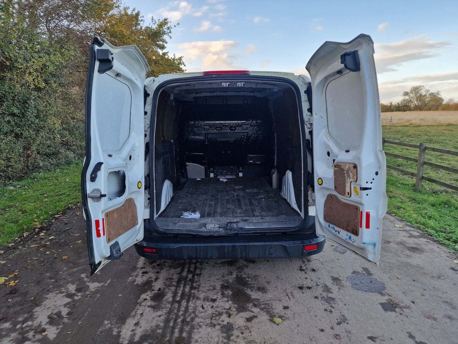 Used Ford Transit Connect 2014 for sale - 76415640: Photo 7