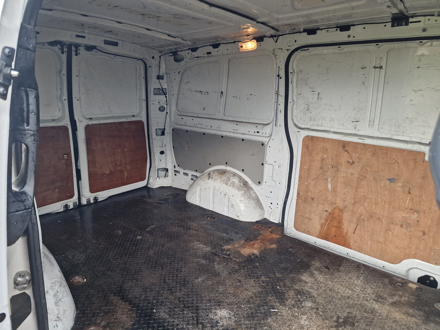 Used Mercedes-Benz Vito 2018 for sale - 77845442: Photo 12