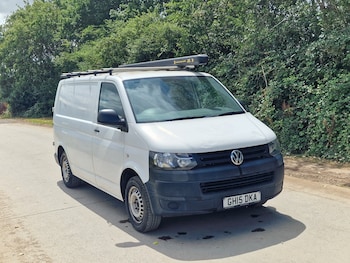 Used Volkswagen Transporter 2015 for sale - 79120734: Photo
