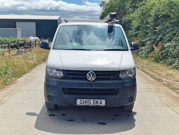 Used Volkswagen Transporter 2015 for sale - 79120734: Photo