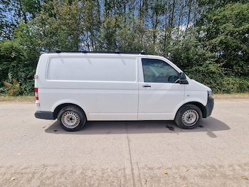 Used Volkswagen Transporter 2015 for sale - 79120734: Photo