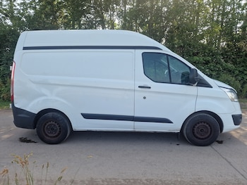 Used Ford Transit Custom 2017 for sale - 79019698: Photo